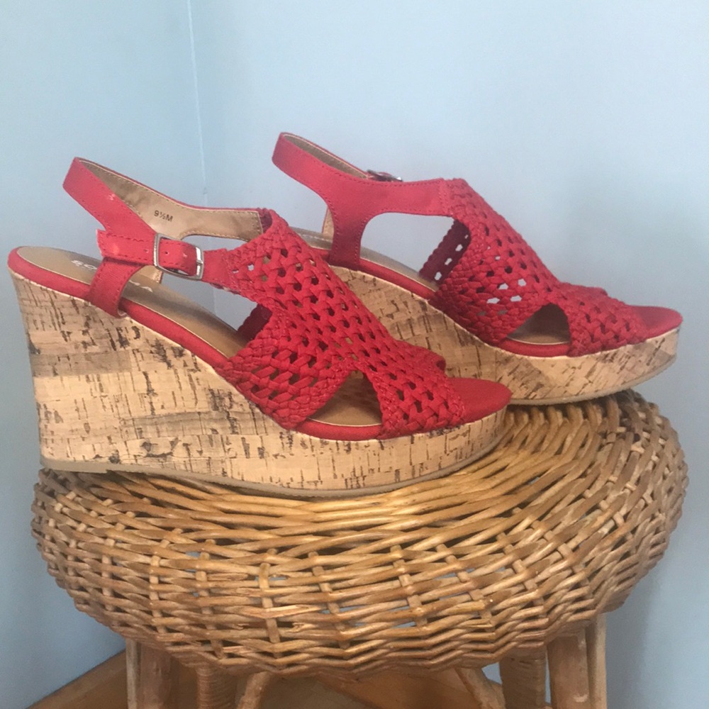 Sonoma Goods for Life Taffy Women’s Wedge Sandals Size 9 1/2 ❤️